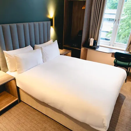 The Edwin Hotel